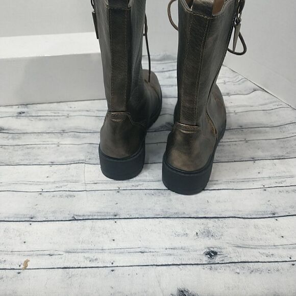 Seven7 Combat Moto Boots SZ 7 Mr. Zipper BRONZE Faux Leather. Condition is Pre-o - Picture 4 of 10